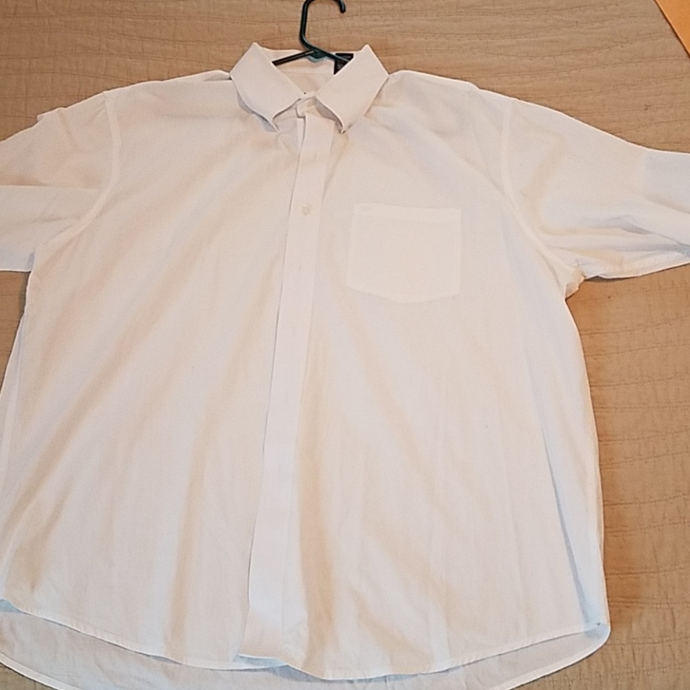 Mens dress shirt.